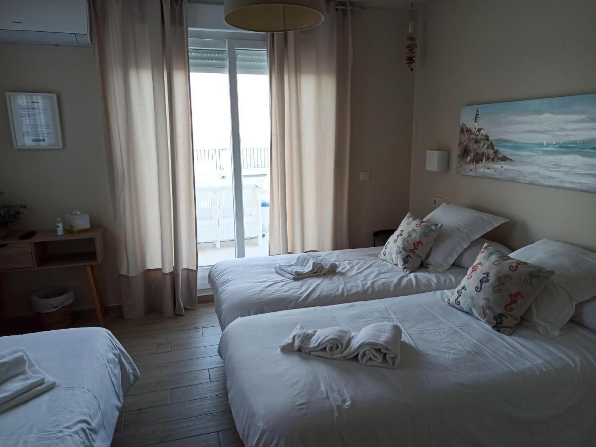 Punta Carnero Hostal Альхесірас Екстер'єр фото