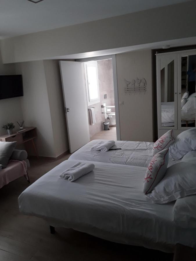 Punta Carnero Hostal Альхесірас Екстер'єр фото