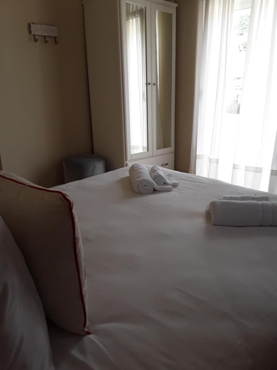 Punta Carnero Hostal Альхесірас Екстер'єр фото